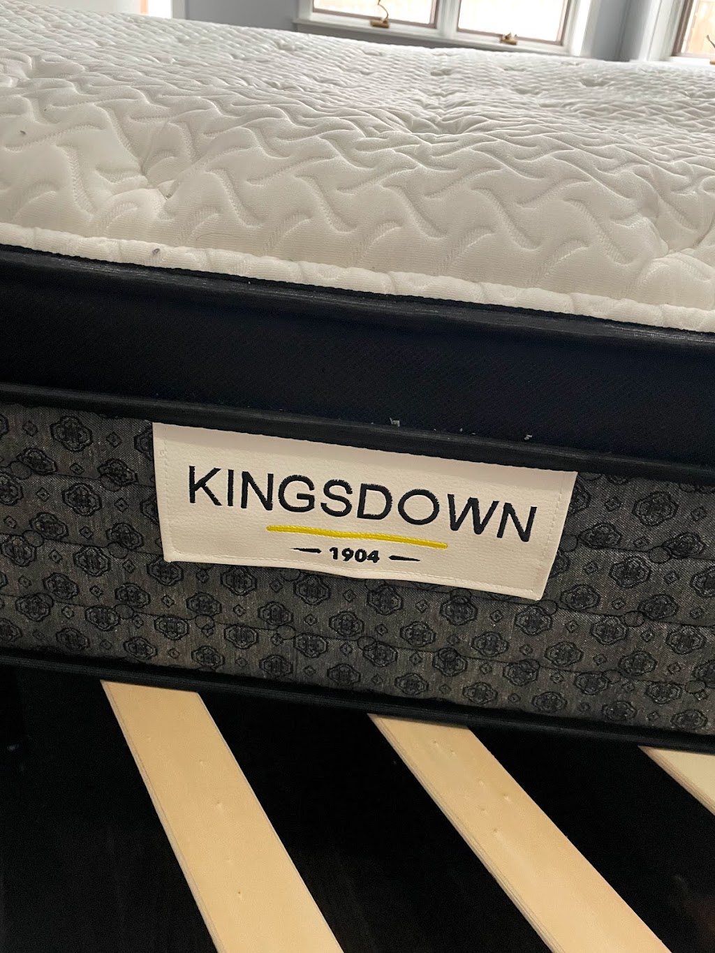 Kingsdown Canada | 5800 Steeles Ave W, Woodbridge, ON L4L 0J4, Canada | Phone: (905) 265-9203