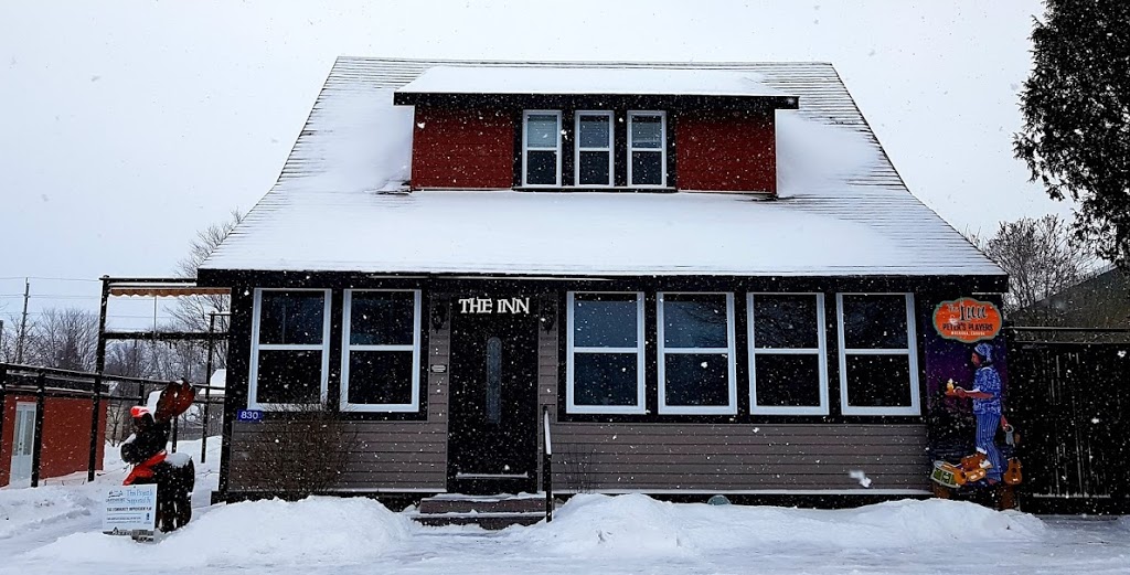 The Inn at Peters Players | 830 Muskoka Rd S, Gravenhurst, ON P1P 1K3, Canada | Phone: (705) 687-2117