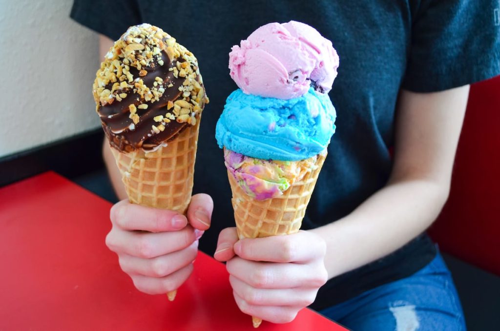 Iceburg Drive-in | 110 15th St, Winkler, MB R6W 1T7, Canada | Phone: (204) 325-7474