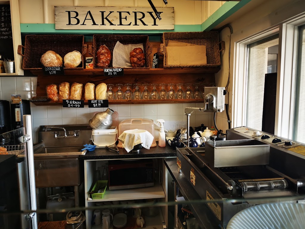 Stuffd Ice Cream, Bakery and Cafe | 18 Bridge St, Lakefield, ON K0L 2H0, Canada | Phone: (705) 651-1111