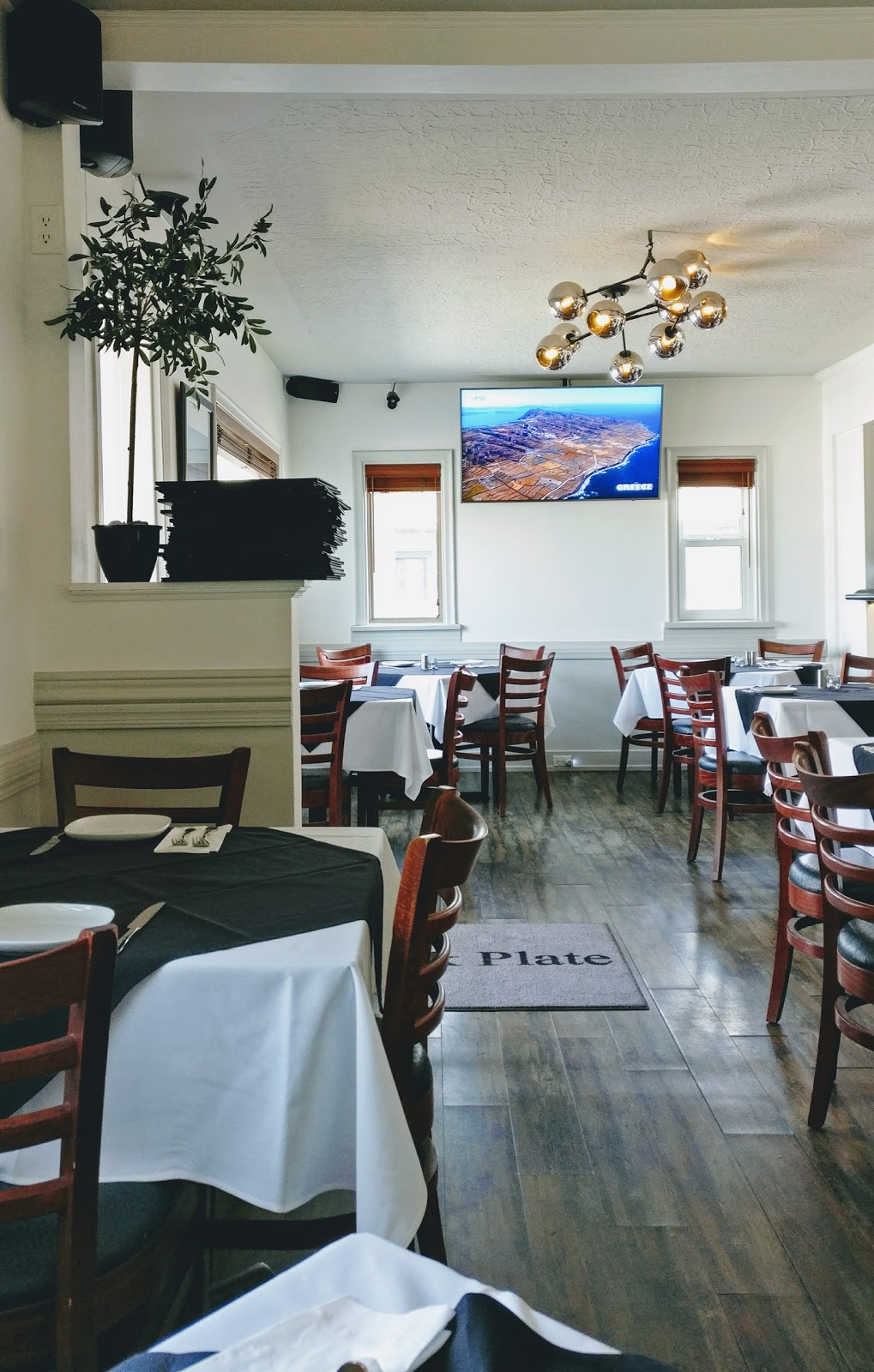 My Greek Plate | 110 3 Ave, Cochrane, AB T4C 1A6, Canada | Phone: (587) 362-3332