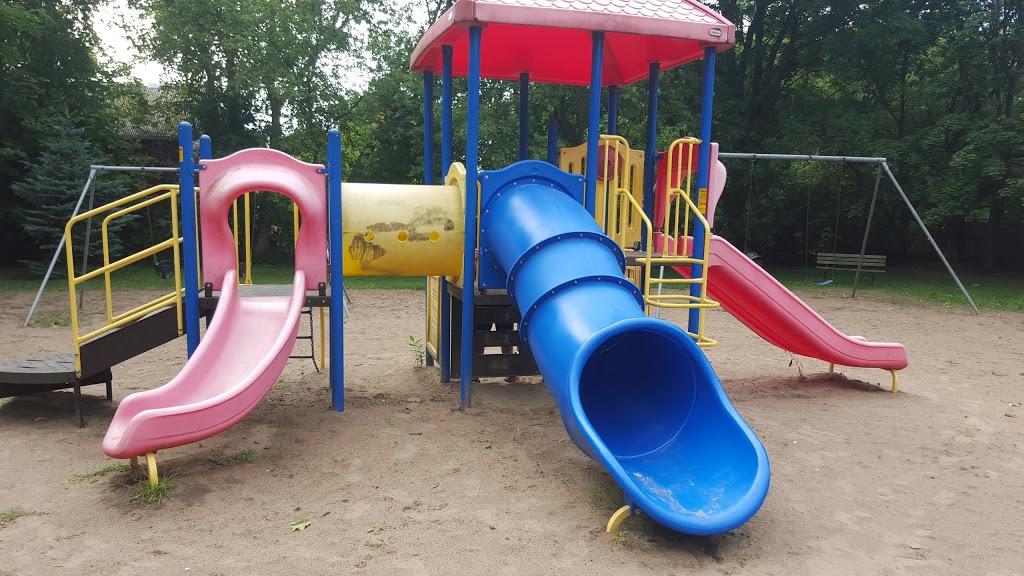 Ina Brown Parkette | Newtonville Mill St, Newtonville, ON L0A 1J0, Canada