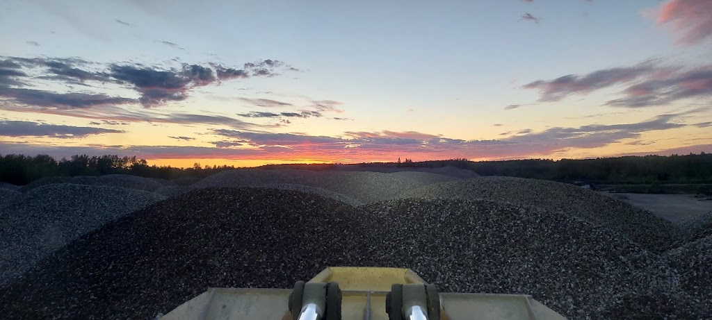 Lafarge Aggregates - Berrymoor Pit | Brazeau County, AB T0C 1W0, Canada | Phone: (780) 426-4774