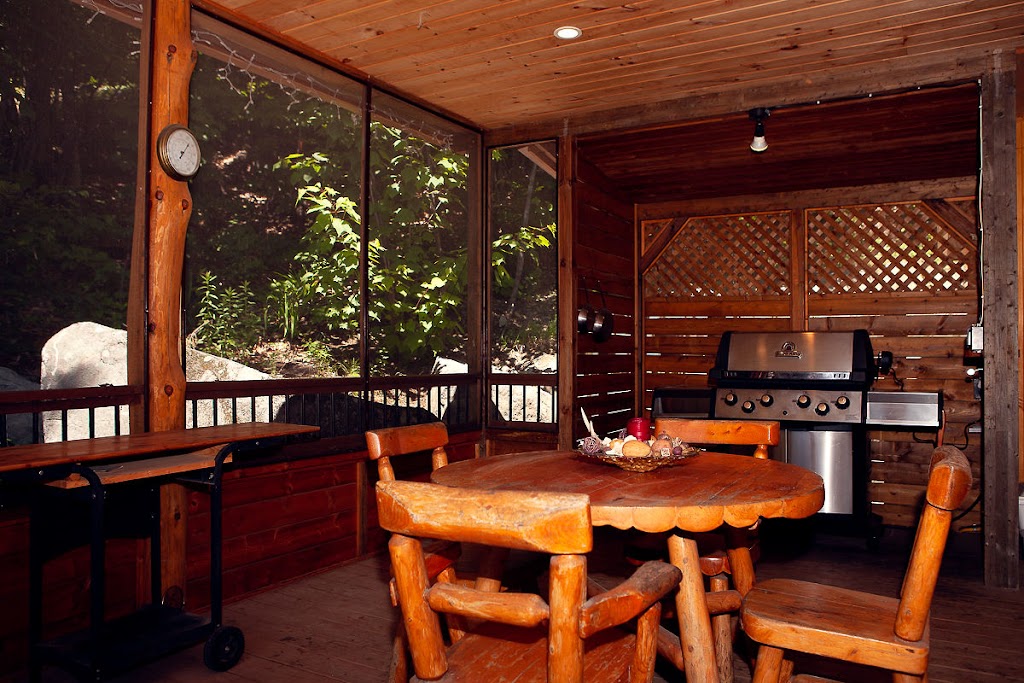 Chalet Le Montagnard des Pays den Haut | 4345 Rue De lHéritage, Sainte-Adèle, QC J8B 2H9, Canada | Phone: (888) 456-8745