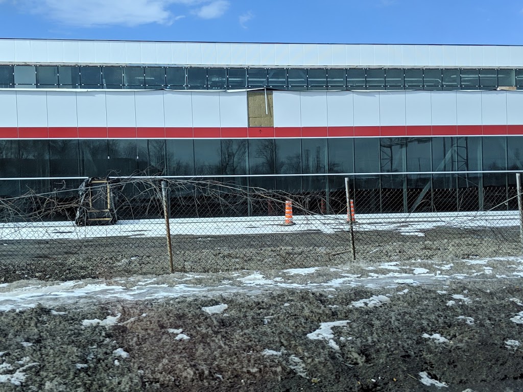 Structube Laval | Autoroute 13, Laval, QC H7X 4A5, Canada