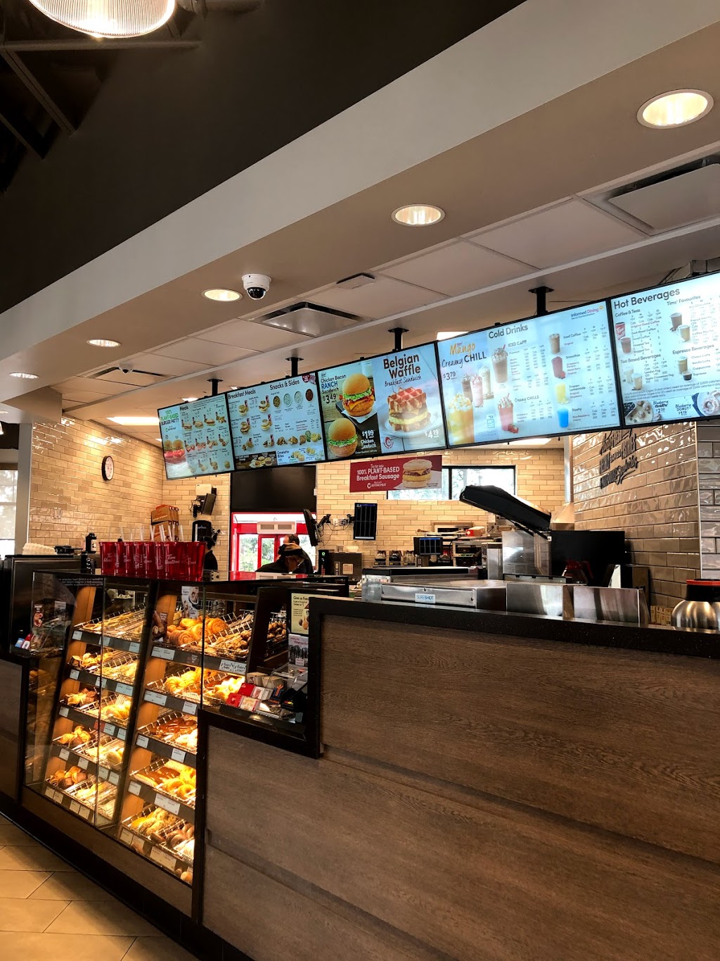 Tim Hortons | 5500 Sunshine Coast Hwy, Sechelt, BC V0N 3A0, Canada | Phone: (604) 747-9909