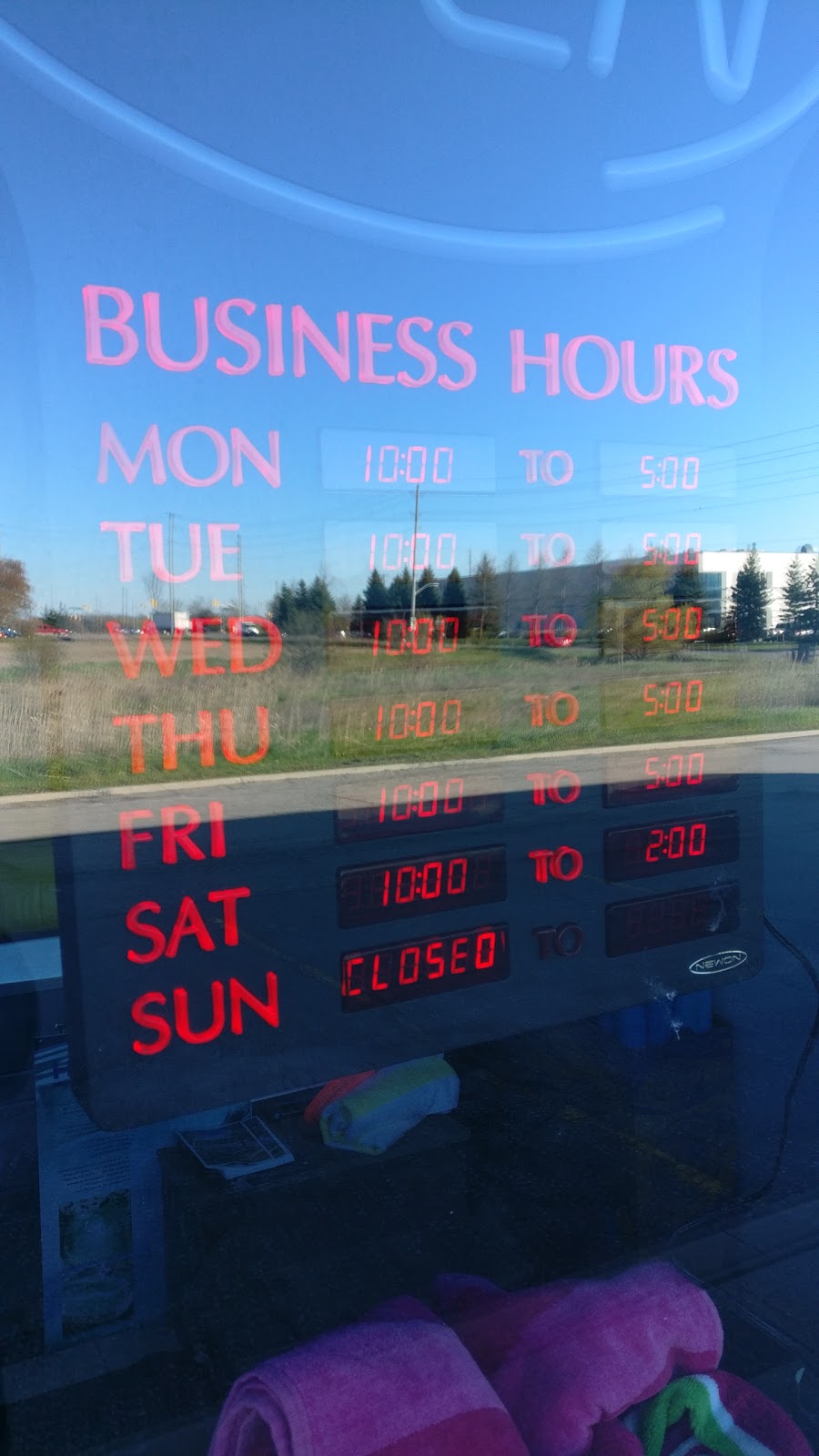 Frisco Pools | 365 Healey Rd, Bolton, ON L7E 5C1, Canada | Phone: (905) 857-1188