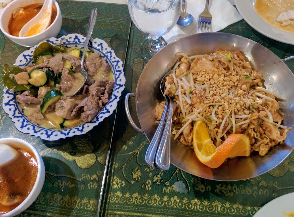 Boualouang | 10569 97 St NW, Edmonton, AB T5H 2L4, Canada | Phone: (780) 423-4207