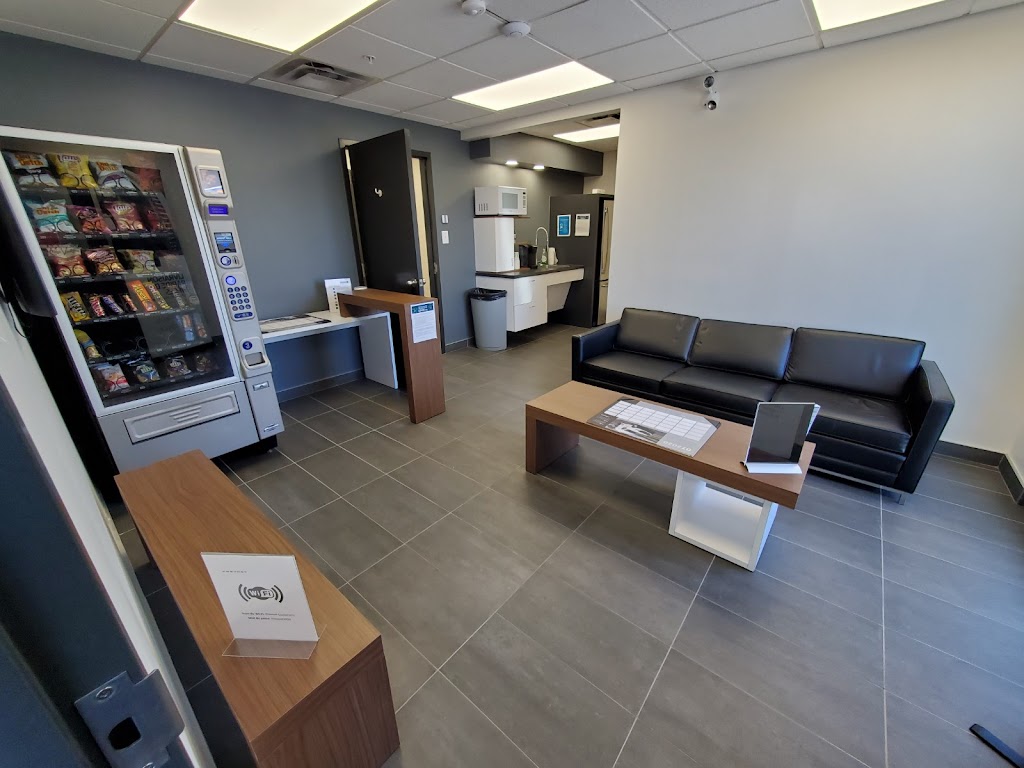 Prevost montréal | 1275 Boul Hymus, Dorval, QC H9P 1J5, Canada | Phone: (514) 687-6741
