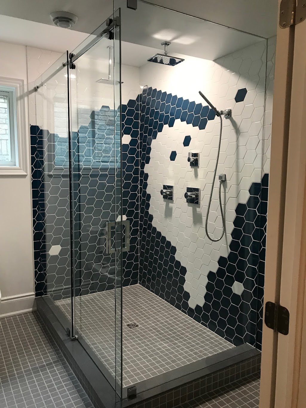 Millan Glass & Mirror | 9424 McDougall Rd, Baltimore, ON K0K 1C0, Canada | Phone: (905) 372-1757