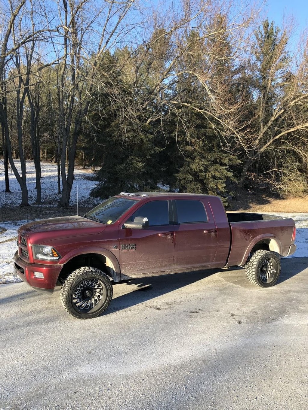 TL TIRE | 8561 ON-12, Orillia, ON L3V 4A2, Canada | Phone: (705) 325-0425