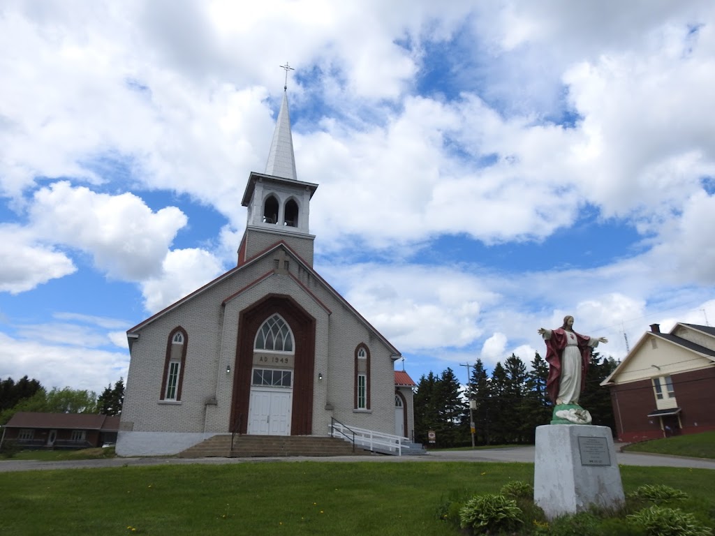 Église Saint-Adalbert | 57 Rue Principale, Saint-Adalbert, QC G0R 2M0, Canada | Phone: (418) 356-5171