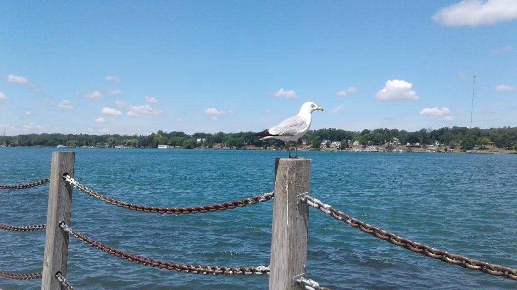 Veterans Memorial Park | 777 Niagara St, Tonawanda, NY 14150, USA | Phone: (716) 505-1172