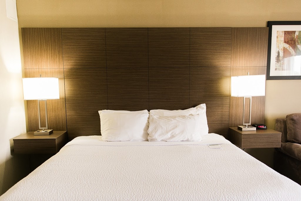 Victoria Inn Hotel and Convention Centre | 555 Arthur St W, Thunder Bay, ON P7E 5R5, Canada | Phone: (807) 577-8481