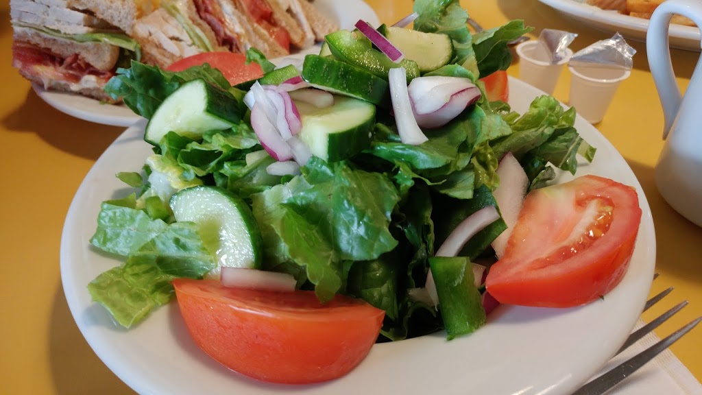 Pleasant Street Diner | 205 Pleasant St #101, Dartmouth, NS B2Y 3R5, Canada | Phone: (902) 469-7770