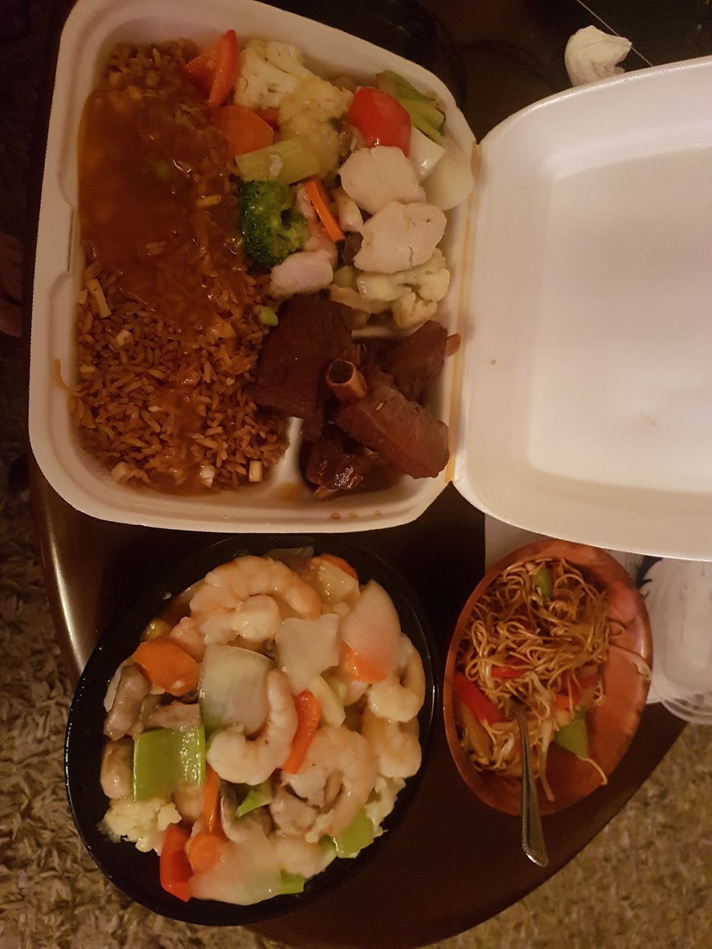 Hung Fatt Chinese Restaurant | 2108 Montreal Rd, Gloucester, ON K1J 6M8, Canada | Phone: (613) 745-9894