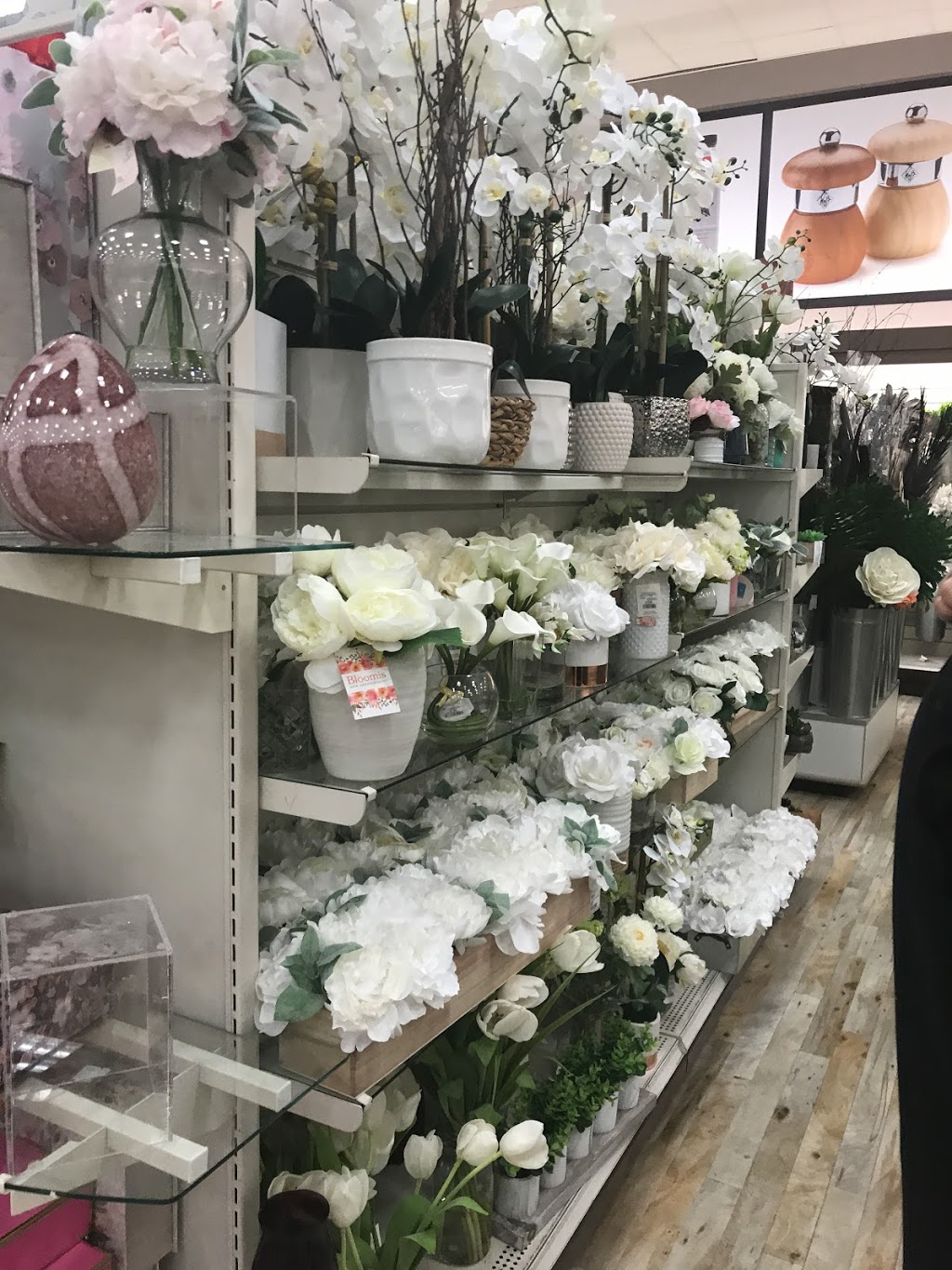 Winners & HomeSense | 5000 Hwy 7, Unionville, ON L3R 1N3, Canada | Phone: (905) 415-1441