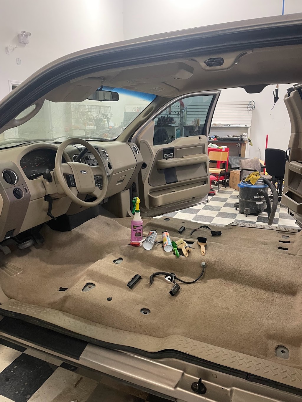 Riverside Auto Detailing Ltd. | 4646 Riverside Dr Unit10, Red Deer, AB T4N 6H3, Canada | Phone: (403) 986-5154