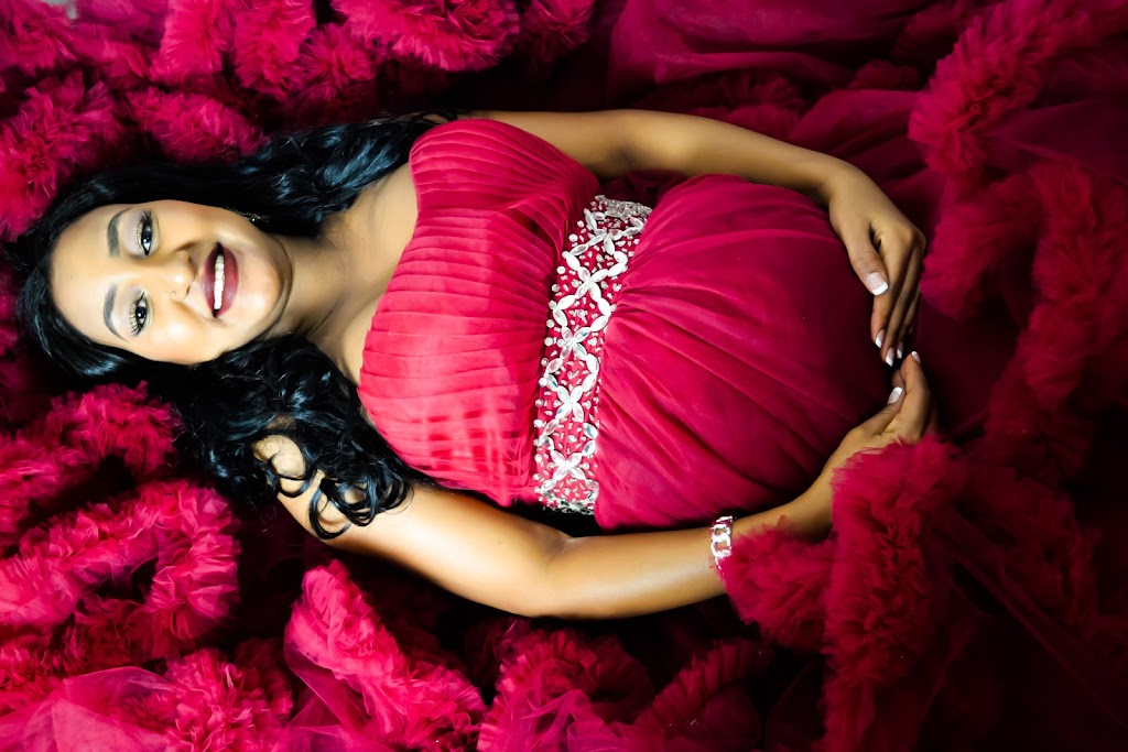 Dinesh photography | 113 Gunn St, Barrie, ON L4M 2H6, Canada | Phone: (437) 218-0015