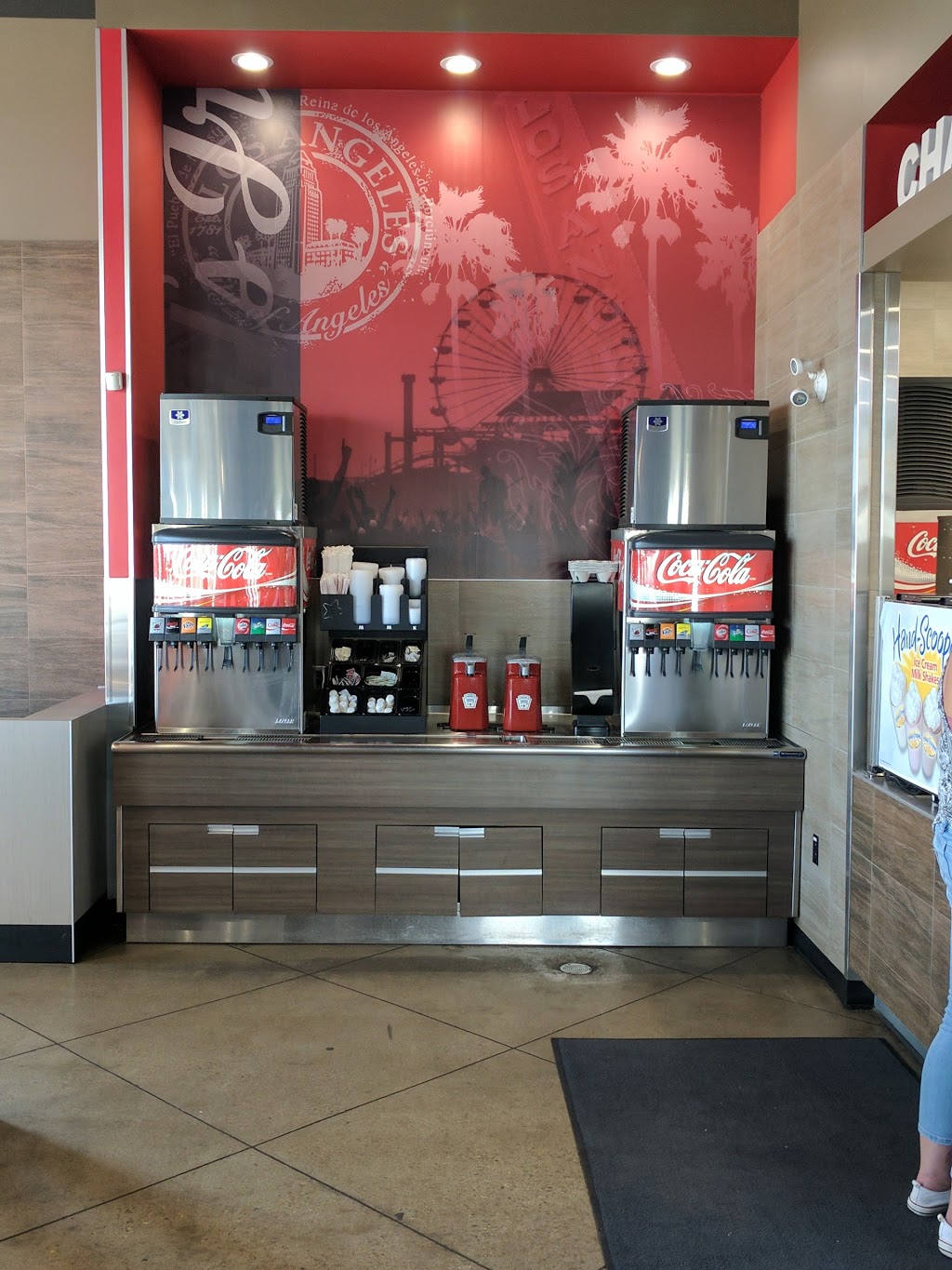 CARLS JR. | 1920 Victoria Ave E, Regina, SK S4N 7K3, Canada | Phone: (306) 779-2275