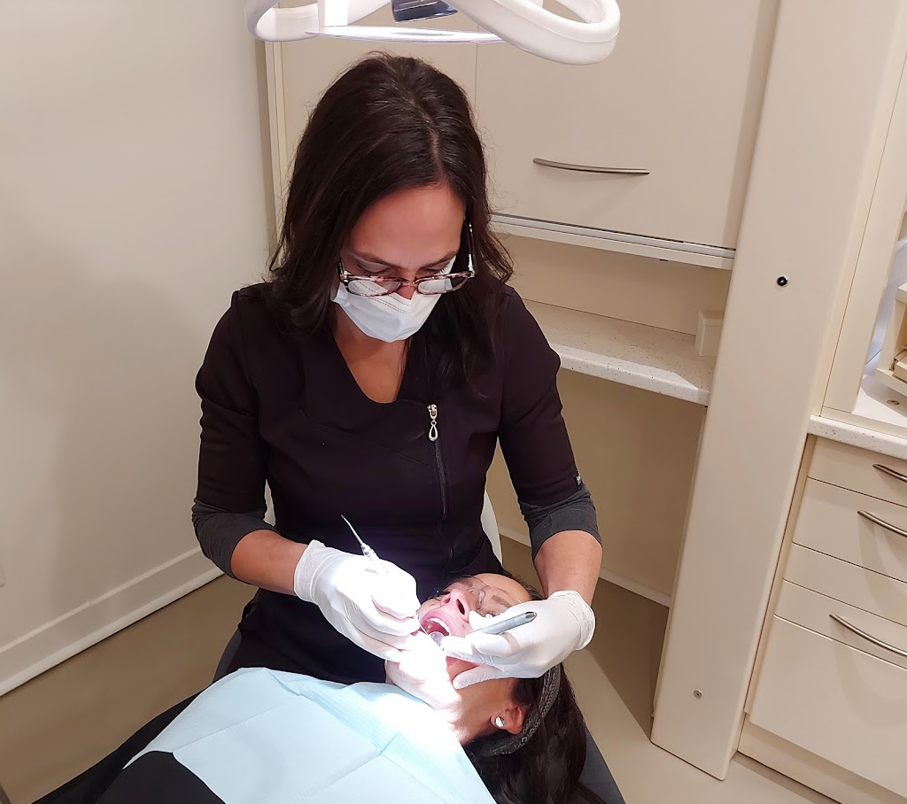 Isabelle Tremblay hygièniste dentaire en pratique indépendante | 170 Boulevard Maloney E, Gatineau, QC J8P 1C1, Canada | Phone: (819) 500-4810