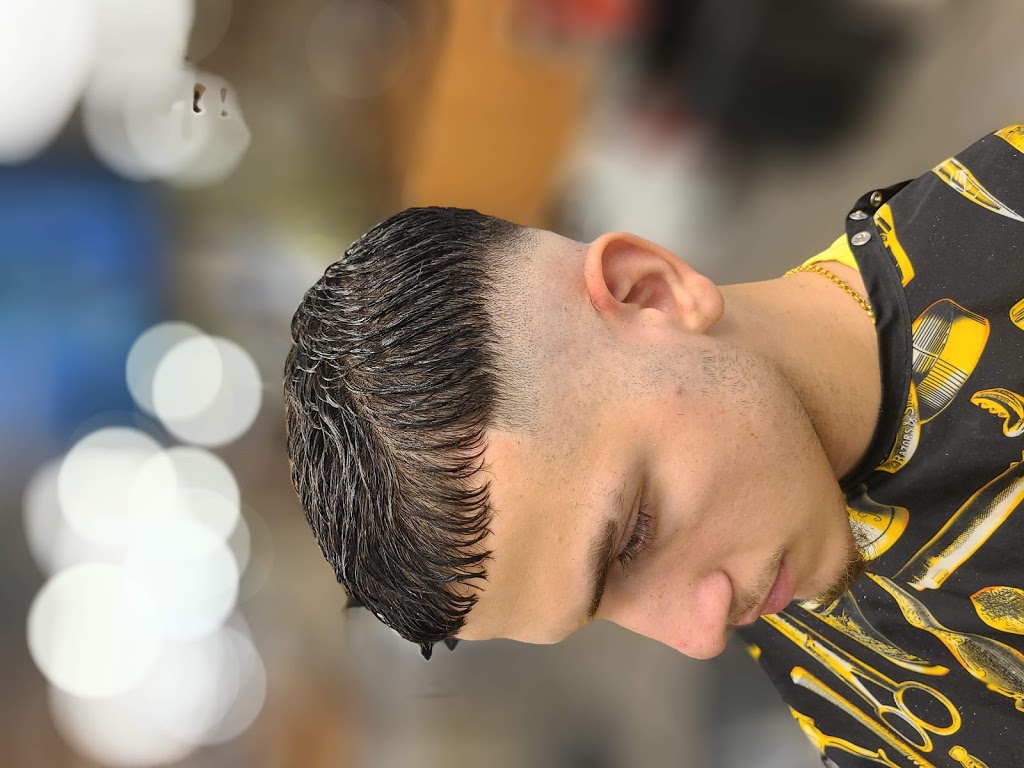 Mos Cut Barber & Hairstylist | 19851 Willowbrook Dr, Langley City, BC V2Y 1A7, Canada | Phone: (604) 539-2242