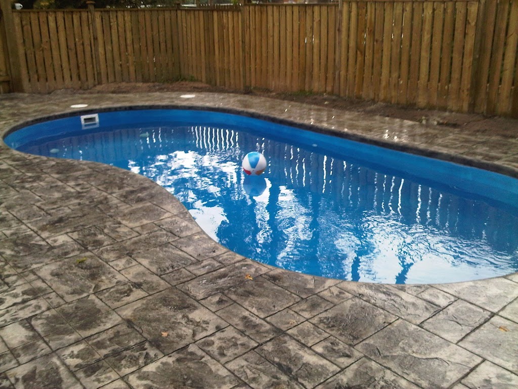 International Pool & Spa Centers Oshawa | 800 Taunton Rd W, Oshawa, ON L1H 7K4, Canada | Phone: (905) 434-7727