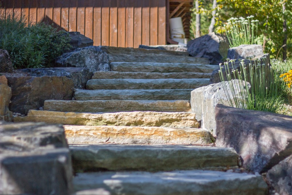 Kiwi Landscapes | 1544 Drummond Concession 9a, Perth, ON K7H 3C8, Canada | Phone: (613) 264-0400