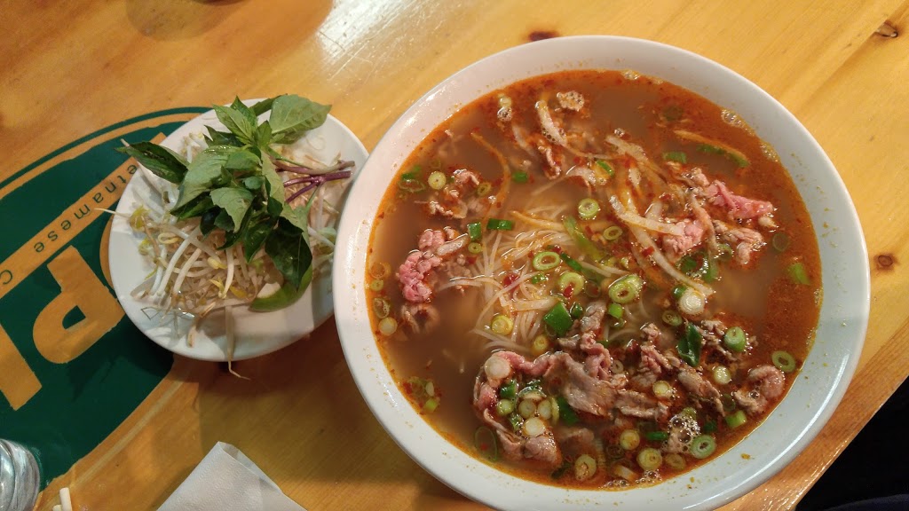 Les Pho | 848 8180 3B5, 11 Heritage Meadows Way Southeast, Calgary, AB T2H 3B5, Canada | Phone: (403) 259-3883