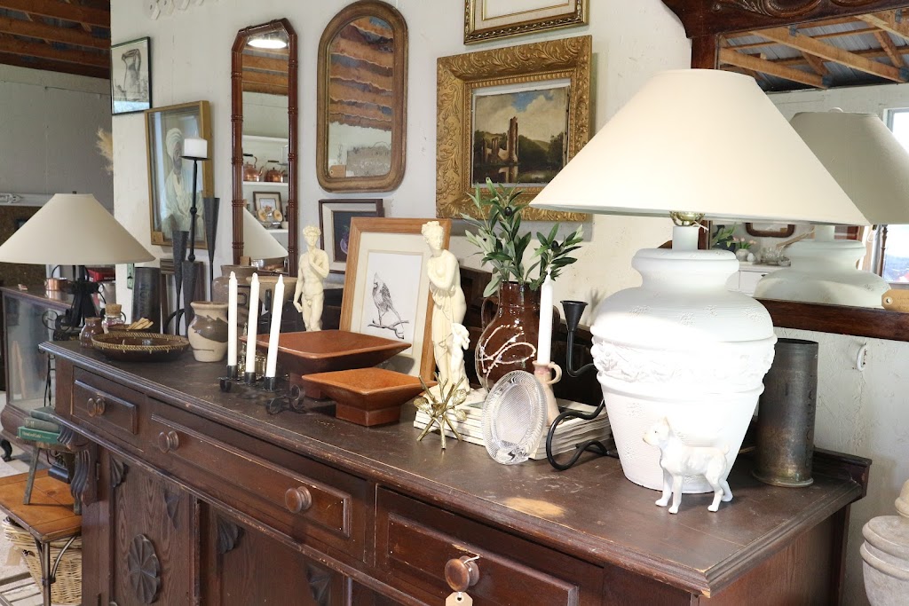 Napanee Home and Interiors | 1372 County Rd 1 W, Greater Napanee, ON K7R 3L1, Canada | Phone: (613) 700-4004