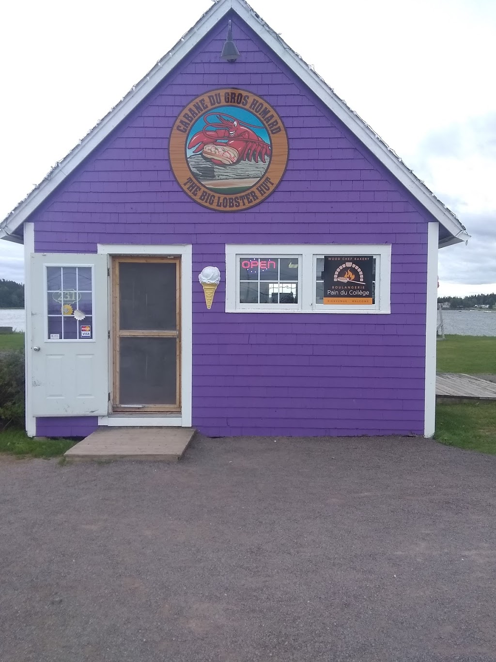 Visitors Information Centre | 229 Main St, Shediac, NB E4P 2A5, Canada | Phone: (506) 532-7788