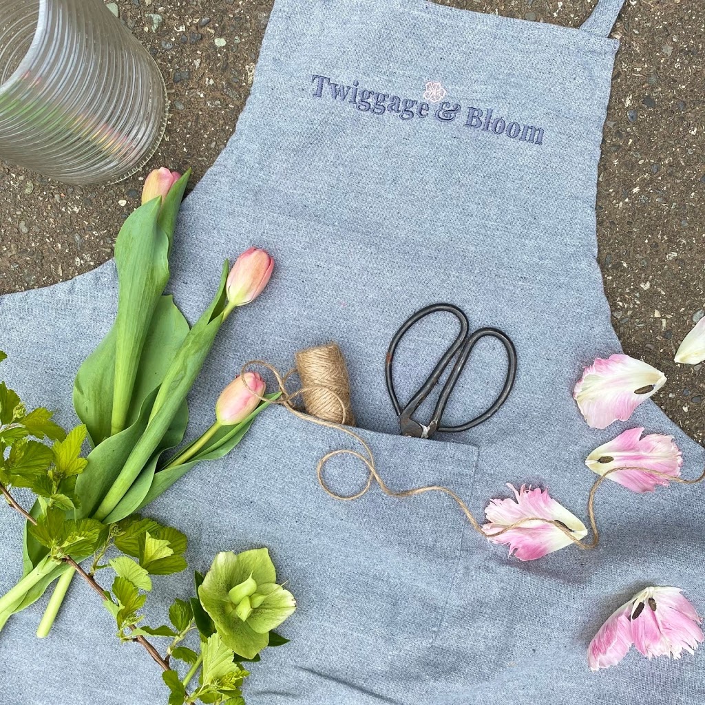 Twiggage & Bloom | 31951 Bench Ave, Mission, BC V4S 1E6, Canada | Phone: (778) 549-1496