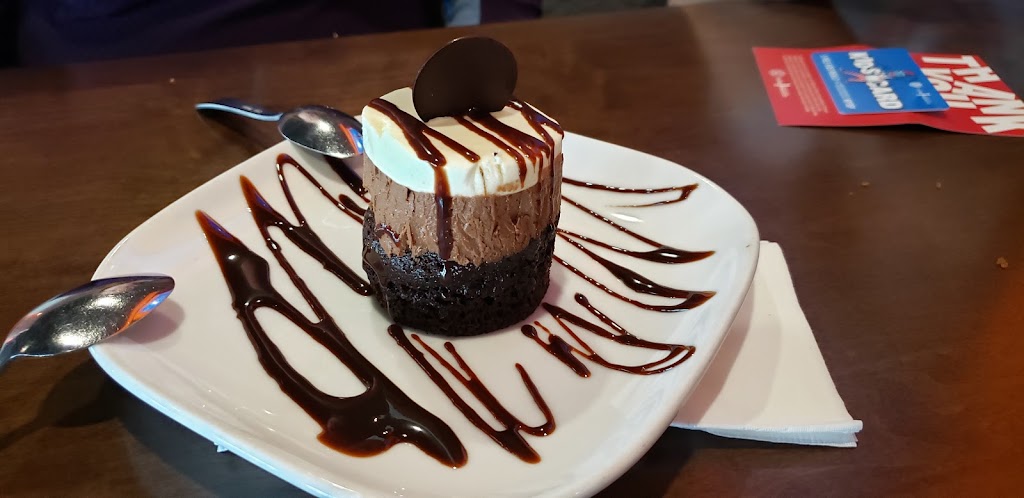 Boston Pizza | 4402 41 Ave, Rocky Mountain House, AB T4T 1J4, Canada | Phone: (403) 846-2343
