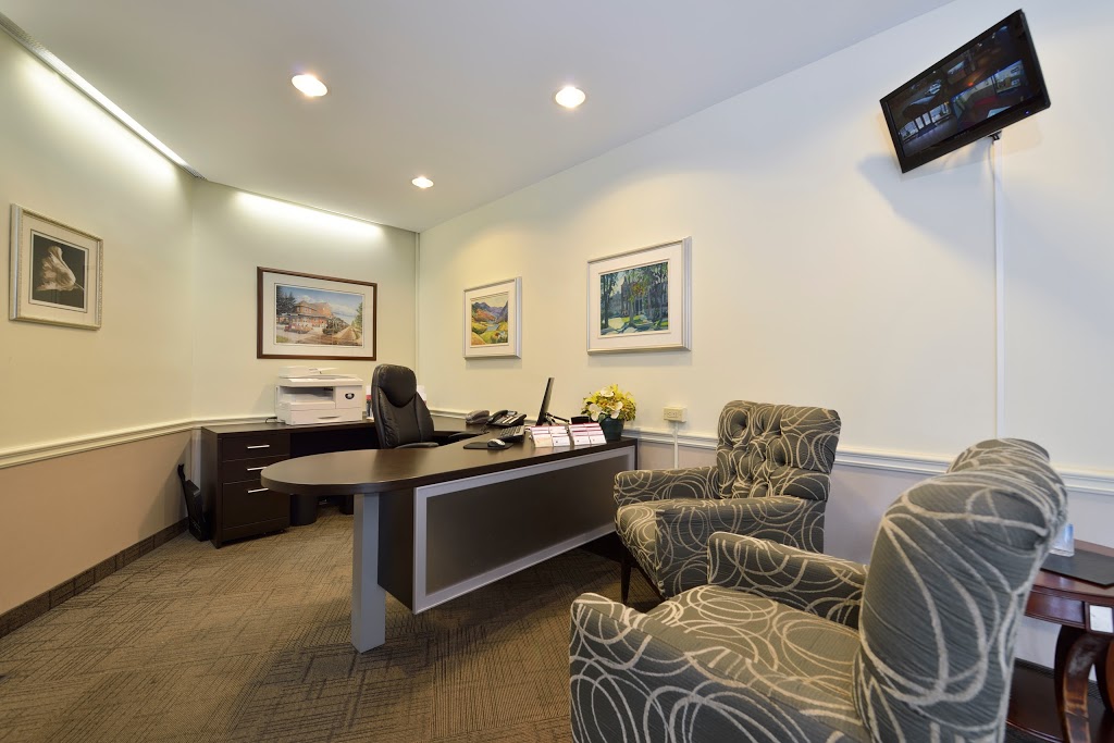Cardinal Funeral Home - Annette | 92 Annette St, Toronto, ON M6P 1N6, Canada | Phone: (416) 762-8141