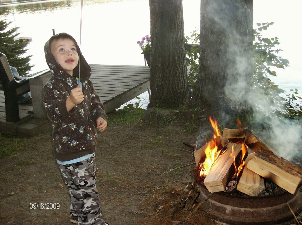 Loralea Country Inn Resort | 17560 ON-35, Algonquin Highlands, ON K0M 1J2, Canada | Phone: (800) 461-6557