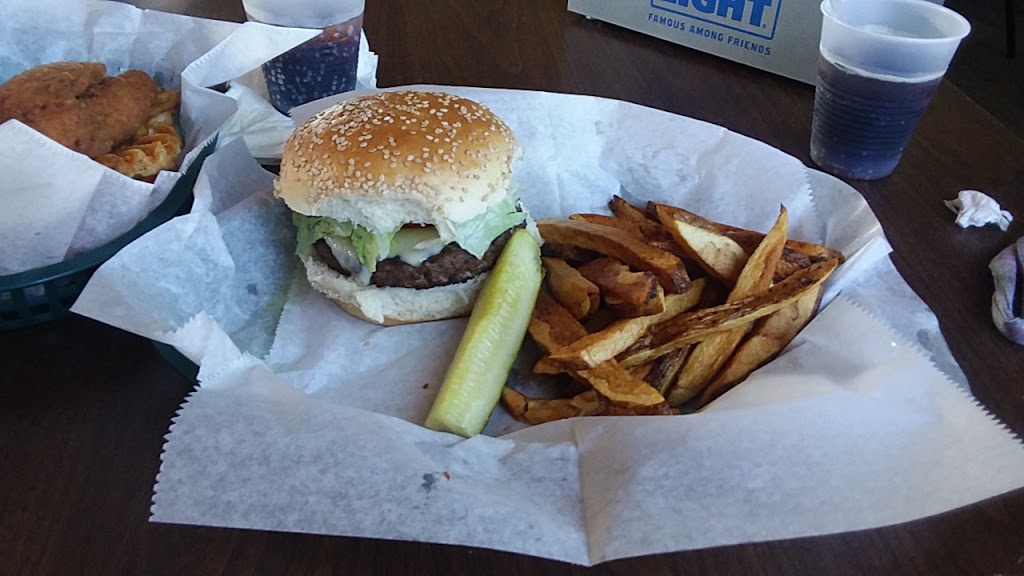 Castaways Waterfront Bar and Grill | 188 Kennedy Ave, Angola, NY 14006, USA | Phone: (716) 549-6090