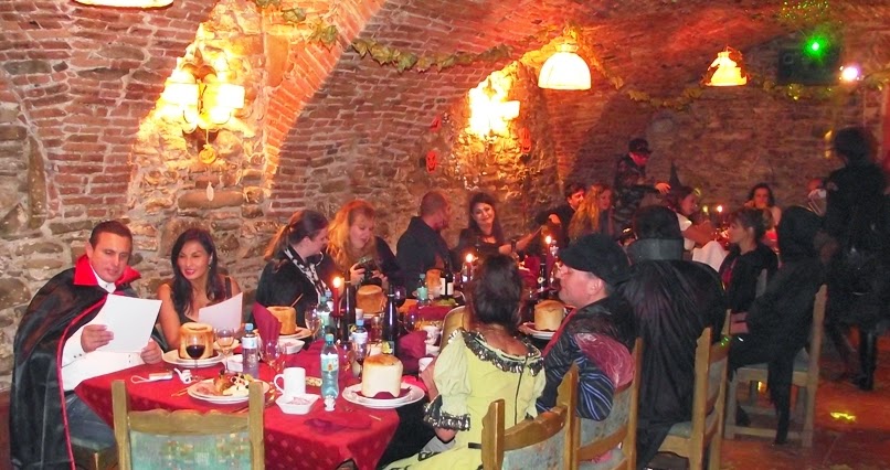 Transylvania Live Canada-Dracula tours & Halloween in Transylvan | 3565 Croissant de lArtemis, Sainte-Catherine, QC J5C 2A8, Canada | Phone: (866) 376-6183