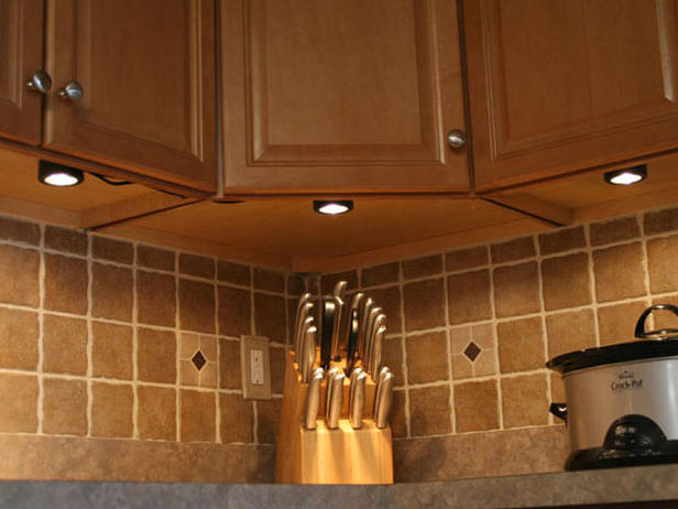 Camco Electric LTD | 1460 Erin St, Winnipeg, MB R3E 2S8, Canada | Phone: (204) 997-0798