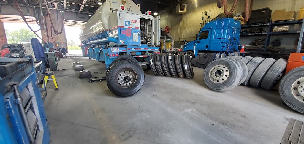 Services Routiers Pneus DL Inc | 5515 Bd Marie-Victorin, Brossard, QC J4W 1A1, Canada | Phone: (438) 502-0498
