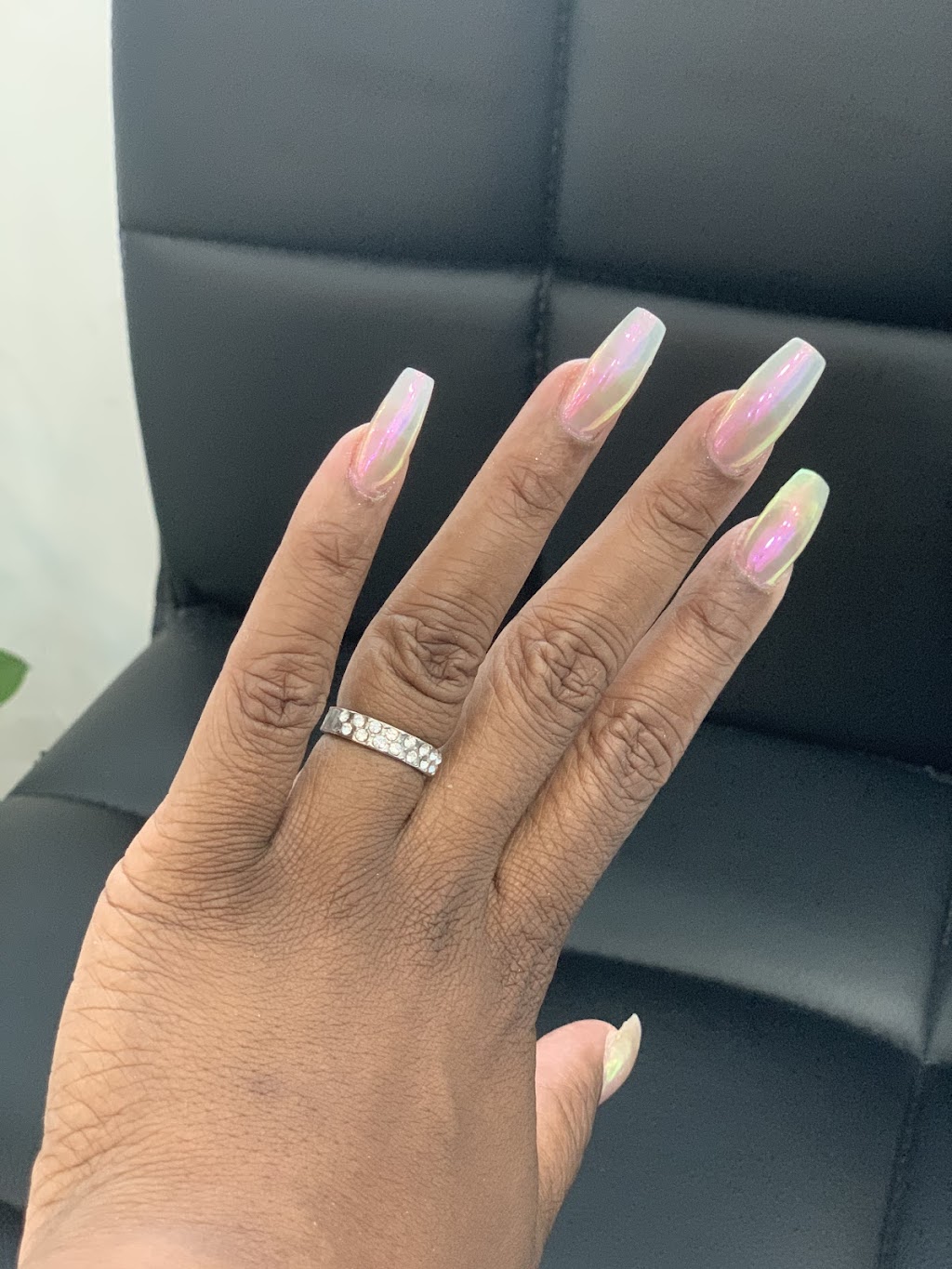 LVy nail bar | 1725 Kingston Rd #26, Pickering, ON L1V 4L9, Canada | Phone: (905) 239-0888
