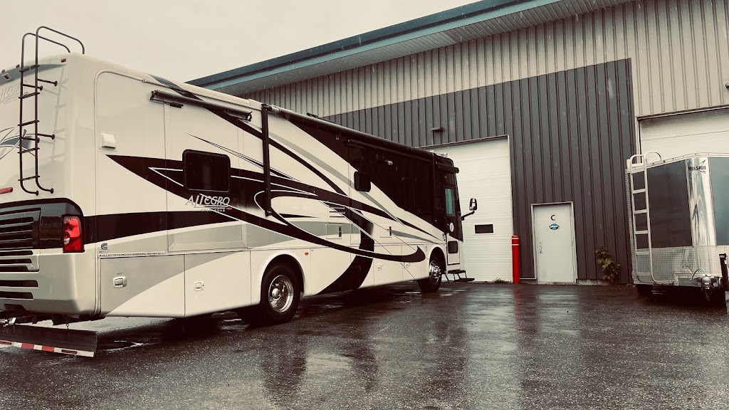 lave camion beloeil | 3225 Rue de lIndustrie, Saint-Mathieu-de-Beloeil, QC J3G 0J8, Canada | Phone: (819) 991-1991