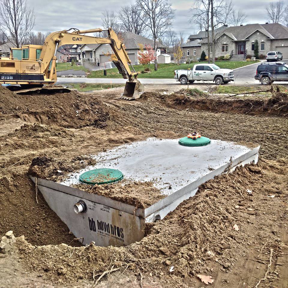 G. E Quast Excavating Ltd | 7049 Marco St, Greely, ON K4P 1C2, Canada | Phone: (613) 323-0808