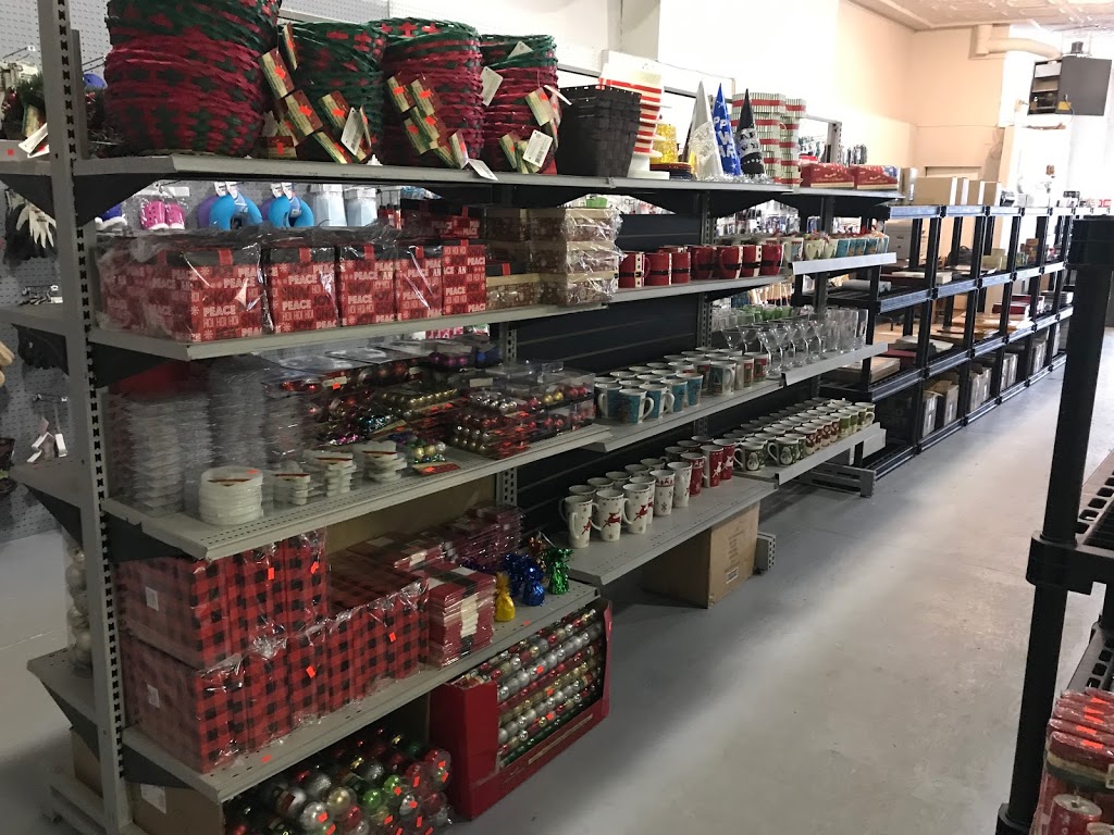 IH Dollar Store | 520 Grand Ave, Indian Head, SK S0G 2K0, Canada | Phone: (306) 965-2220