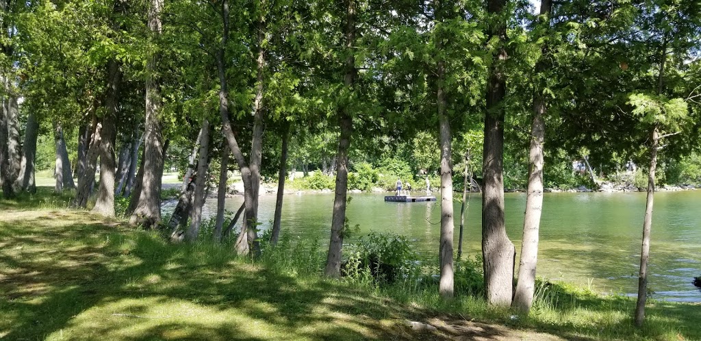 Eagle Point | Moonlight Bay Rd, Orillia, ON L3V 6H6, Canada