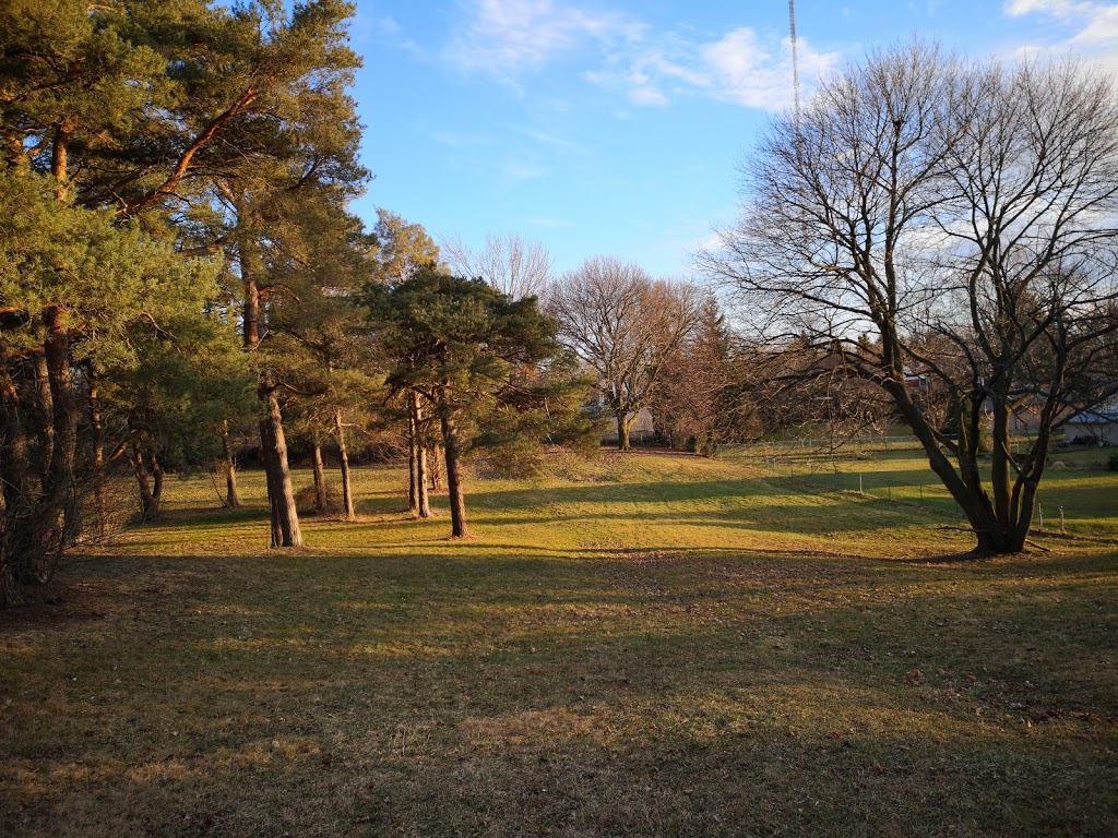 Basil Grover Park | 555 Wharncliffe Rd S, London, ON N6J 2N6, Canada | Phone: (519) 661-5575