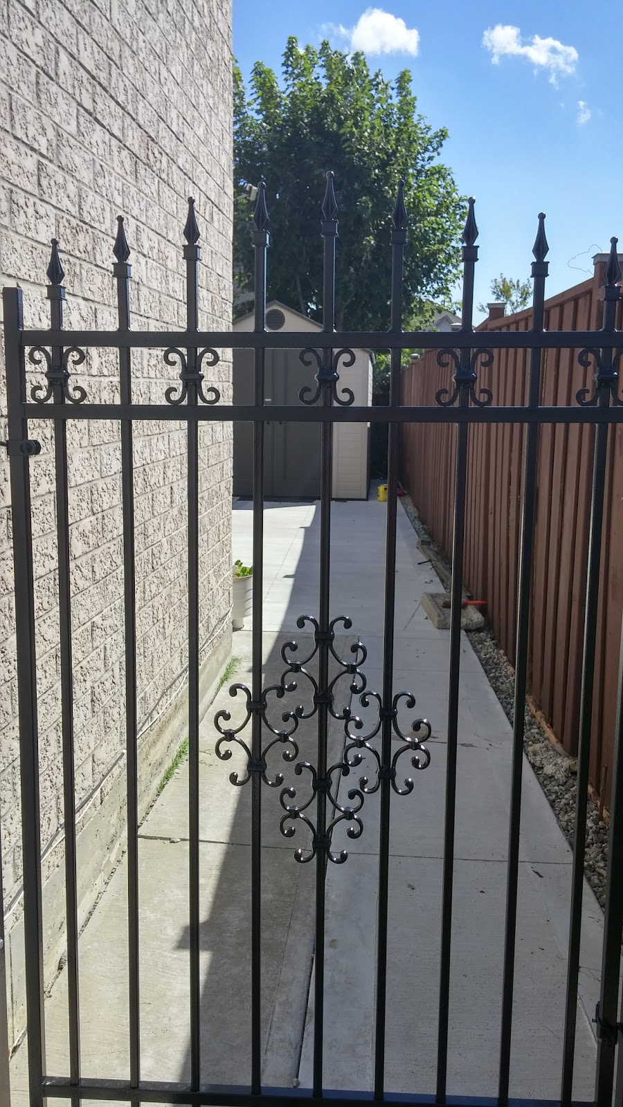 Sandy Hayer | 90 Thornbush Blvd, Brampton, ON L7A 4K1, Canada | Phone: (647) 966-9433