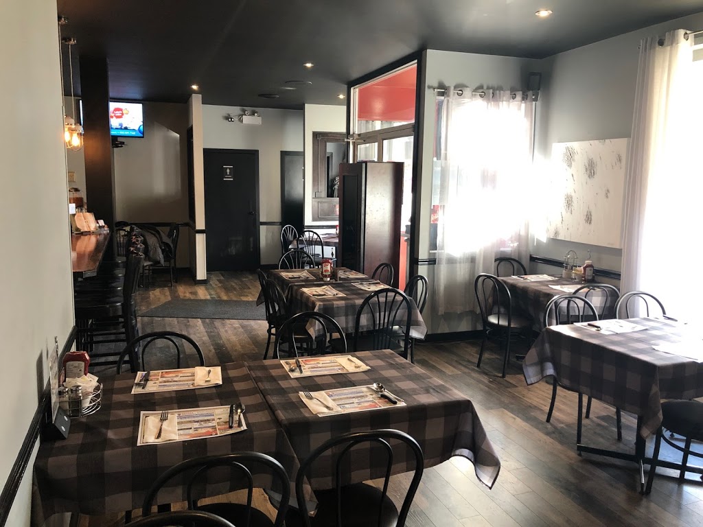 Restaurant La Roukyne | 277 Rue Saint-Joseph, Sainte-Martine, QC J0S 1V0, Canada | Phone: (450) 427-7088