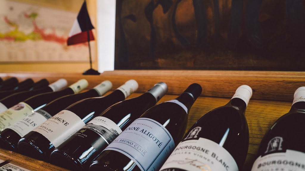 Richmond Hill Wines | 3715 51 St SW #108, Calgary, AB T3E 6V2, Canada | Phone: (403) 686-1980