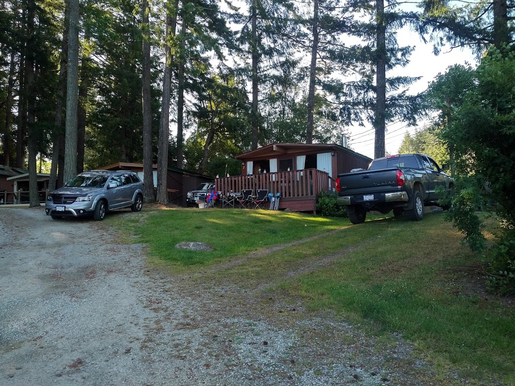 Cedar Beach Resort ＆Campground | 1M1、, 1136 N End Rd, Salt Spring Island, BC V8K 1M1, Canada