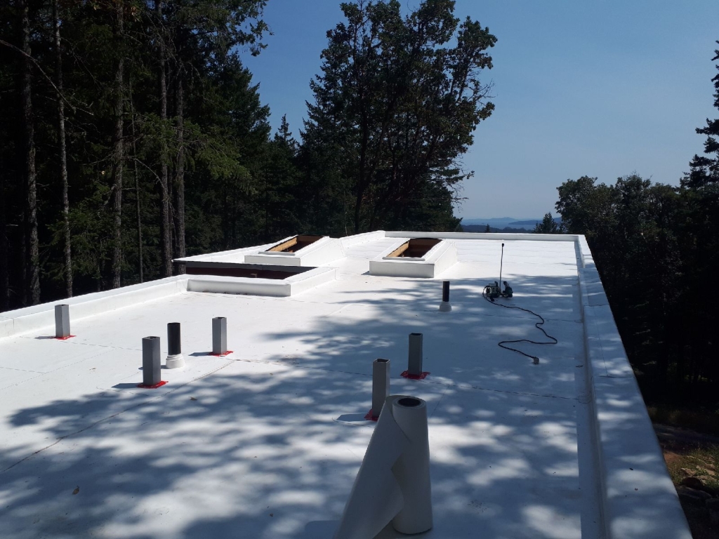 PW McCallum Roofing | 2753 Charlotte Rd #2b, Duncan, BC V9L 1R6, Canada | Phone: (250) 743-5611